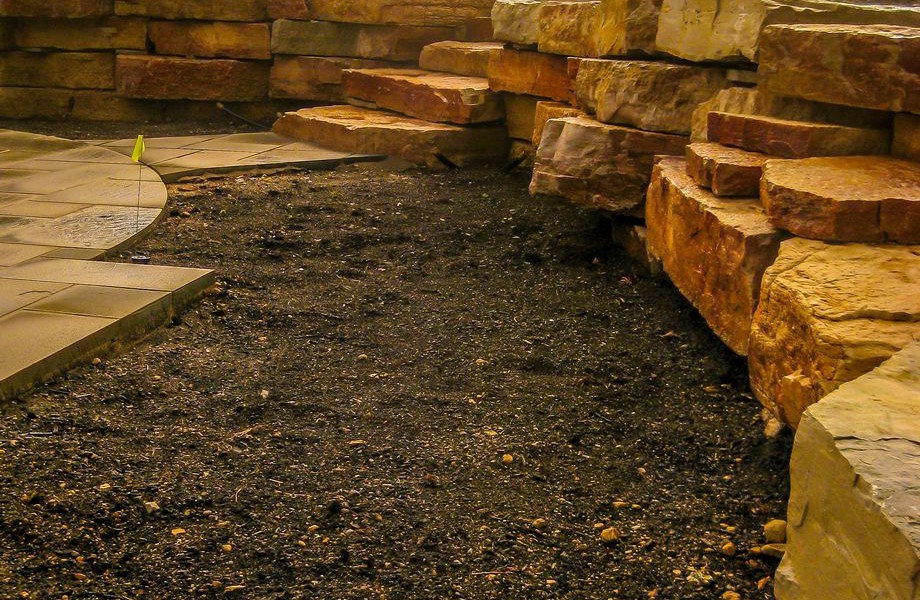 Outcropping�Retaining�Wall1