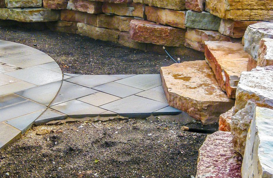 Outcropping�Retaining�Wall2